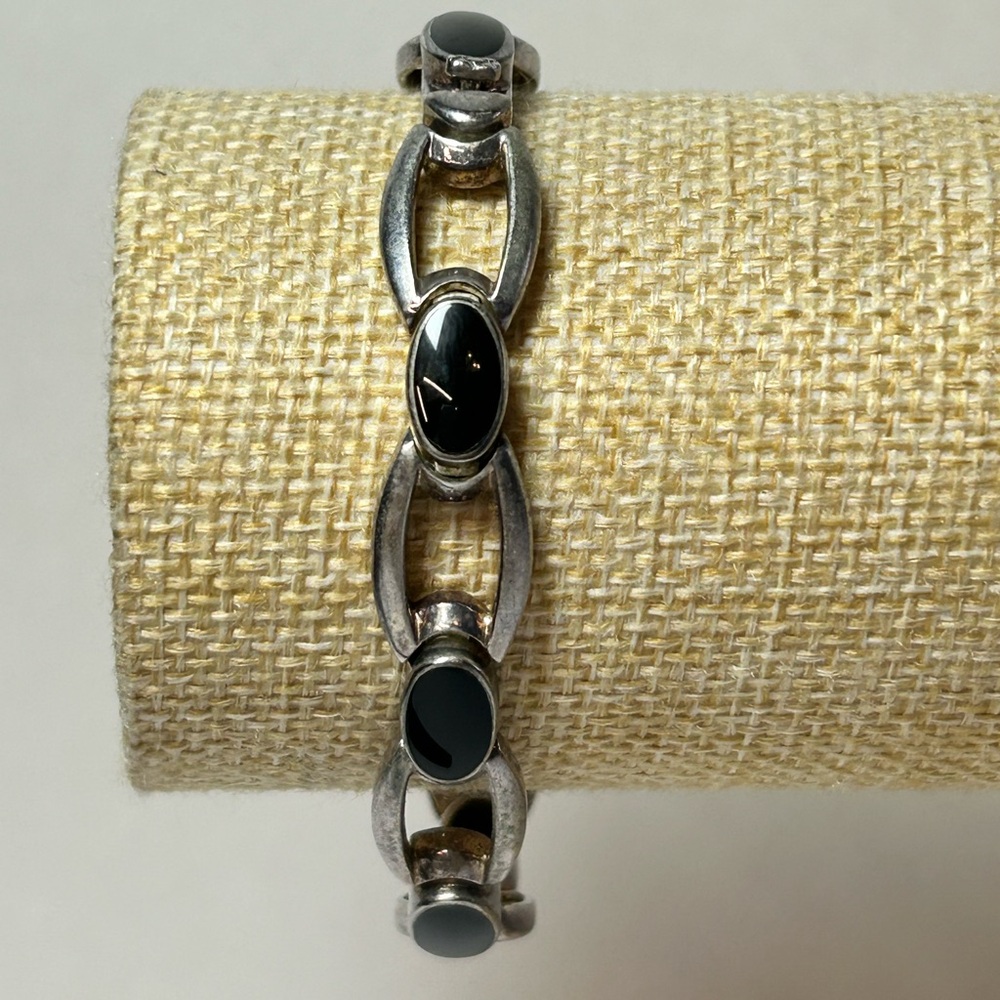 Vintage Sterling Silver 925 Oval Black Onyx Linked Bracelet